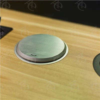 Soquete de mesa multimídia tipo redondo